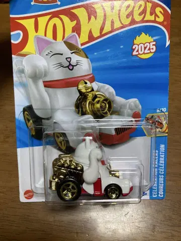 656 마네키네코 Hot Wheels FELINE LUCKY 2025