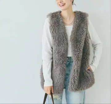 coca 퍼 베스트 그레이지 미사용 새상품