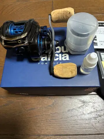 Abu Garcia REVO DEEZ8-L 베이트 낚시릴