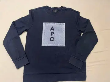 APC 네이비 맨투맨 트레이닝복