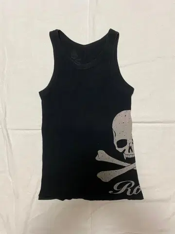 Roen 스컬 디자인 탱크탑 블랙