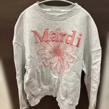 Mardi Marcadet 꽃무늬 자수 크루넥 트레이닝복