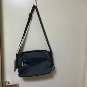 미사용 블루블루에 숄더백
