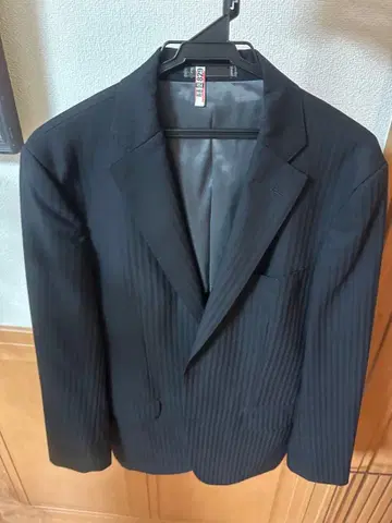 블랙 스트라이프 정장 세트