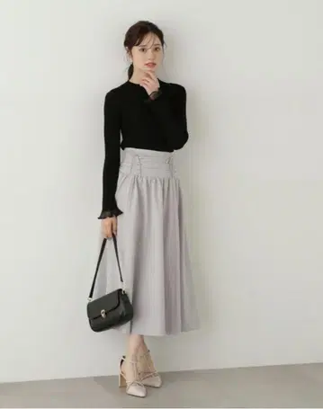 프로포션 바디 드레싱 리본 플레어 스커트