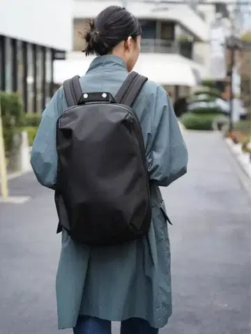 UNIVERSAL PRODUCTS NEW UTILITY BAG