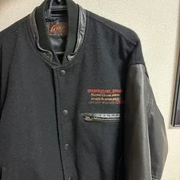 질 라 옴므 러시아 멜톤 & 가죽 바시티 자켓 레나운 와이드 소매