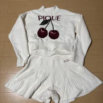 젤라또피케 체리 화이트 셋업
