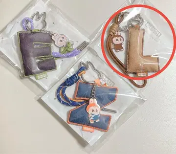 POP MART PIN FOR LOVE 시리즈 알파벳 펜던트 L