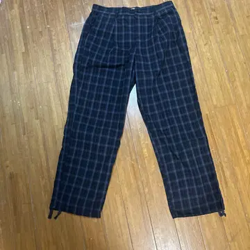 GAP 배기핏 체크 무늬 슬랙스 L