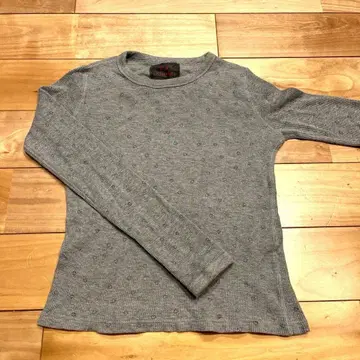 R.H. VINTAGE 그레이 하트 무늬 긴팔 T셔츠
