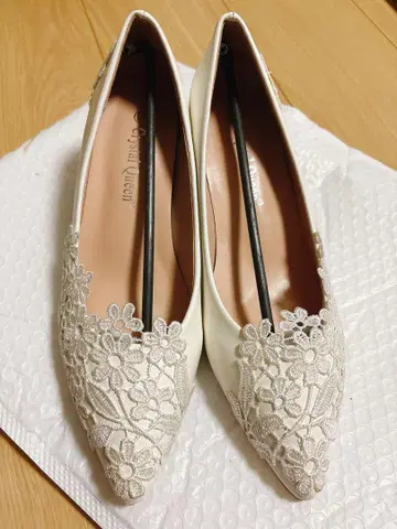 펌프스 레이스 화이트 24cm 힐 5cm 선 촬영 결혼식 2차 모임
