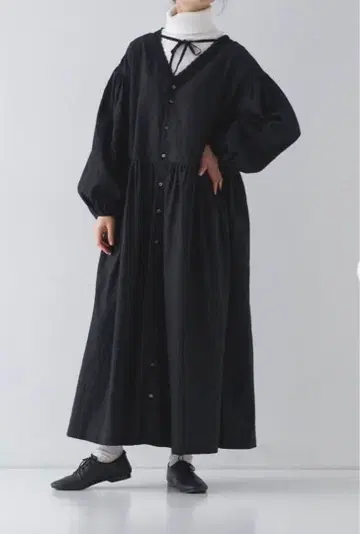 네스트로브 코스게 쿠미 씨 별주 백 V넥 레이스 원피스