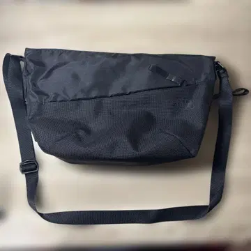 The North Face 블랙 숄더백