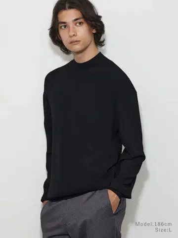 새상품 PLST (플라스테) UV컷 레이온 블렌드 모크넥 스웨터 블랙