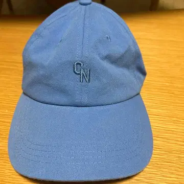 파란색 캡 CN 자수 로고 프리 사이즈