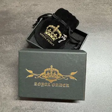 ROYAL ORDER 펜던트 탑 목걸이