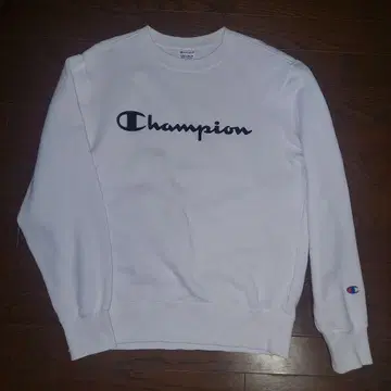 Champion 화이트 크루넥 트레이닝복 인기!