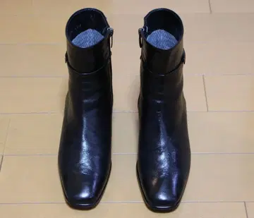 블랙 가죽 숏부츠