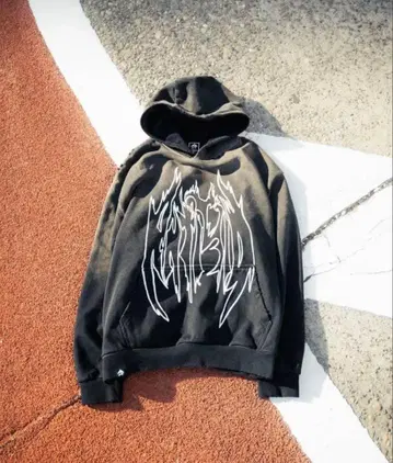 안티미드 블랙 후드티 그래픽 프린트