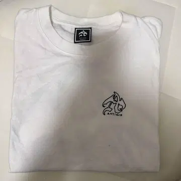 ANTIMID 화이트 T셔츠 Medium