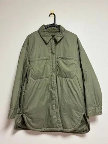 ZARA 올리브 그린 다운 자켓 M