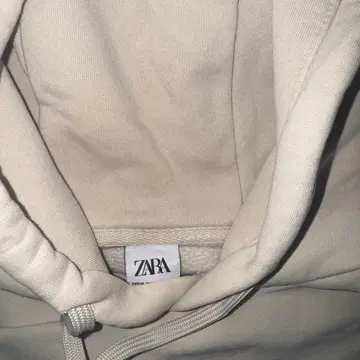 zara 크림색 후드티