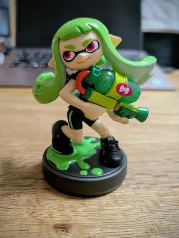 한정판 amiibo 걸 (라임 그린)