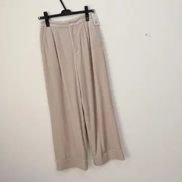 마드모아젤 로페 벨로아 팬츠