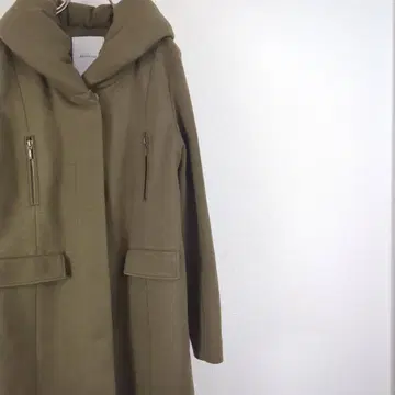 새상품급 비트라이스 볼륨 넥 코트 여성용 아우터 모스