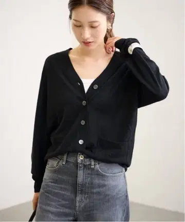 [ FRAMeWORK ] 이탈리아얀 basic V넥 가디건