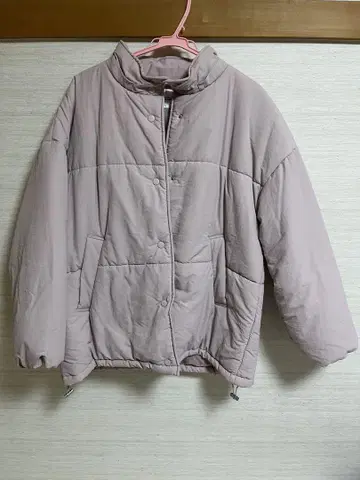 one after another NICE CLAUP 미들 페이크 다운