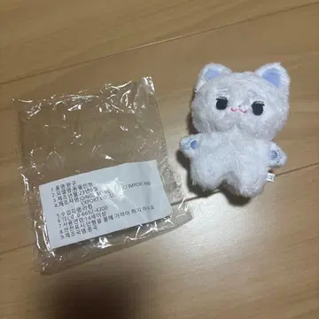 고양이 디자인 봉제 인형 마스코트