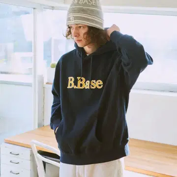 B.base 후드티 네이비 S
