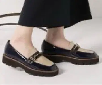 미사용 루타 롱 그리세 GRISE 네이비 배색 통굽 로퍼 골드 체인 23
