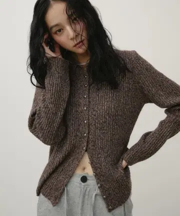 메탈 버튼 믹스 리브 폴로 니트