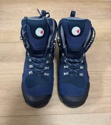 캐러밴 등산화 여성용 네이비