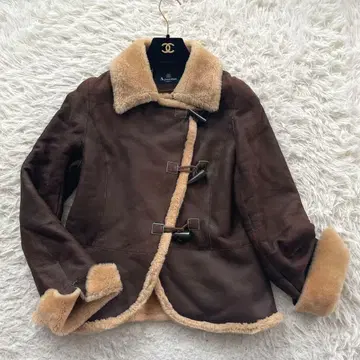 Aquascutum 무스탕 양가죽 천연 가죽 보아 자켓