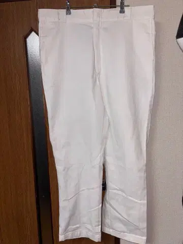 Dickies 874 화이트 팬츠 사이즈 41 벨트 마찰 이후 있음