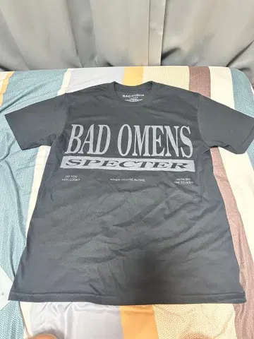 (Limited) BAD OMENS SPECTER 티셔츠 L 사이즈