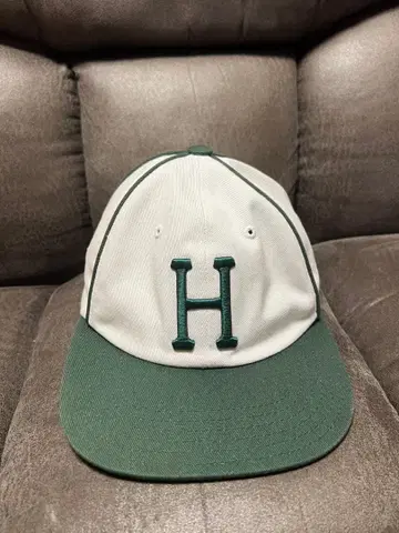 HUF H 자수 캡 화이트/그린