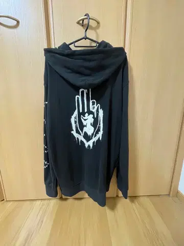 지그재그 집업 후드티