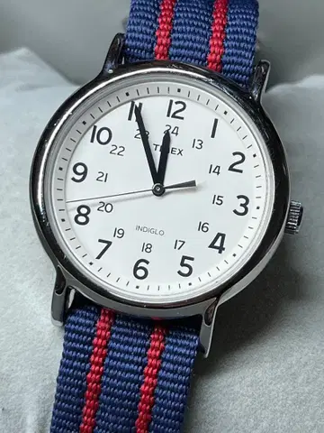 TIMEX Weekender 센트럴 파크 WR 30m 화이트 작동품
