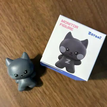 모니터 피규어 운니니