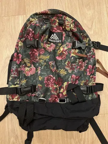GREGORY 꽃무늬 백팩