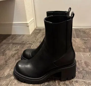 ZARA 사이드 고어 부츠