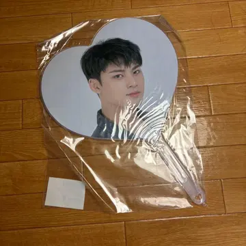 SEVENTEEN 민규 CARAT LAND 부채 하트