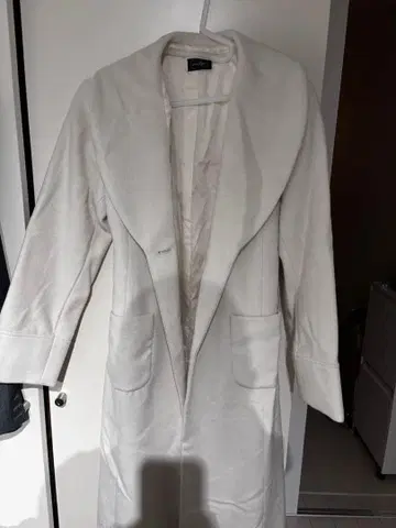 evelyn 화이트 롱 코트 벨트 포함