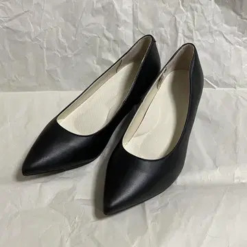 무인양품 블랙 스틸레토 펌프스 24.5cm