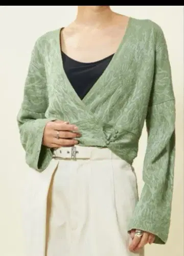 TAN IKAT PATTERN CASHCOURT 자카드 가디건